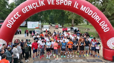 Gölyaka'da Efteni Duatlonu: Yarış sonunda Gazze'ye destek