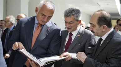 Resimli Türk Abideleri Eserinin tanıtım toplantısı gerçekleştirildi