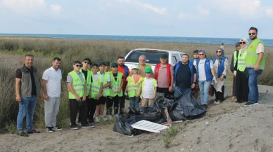 Bafra'da gençler Kızılırmak Deltası'nı temizlemek için bir araya geldi