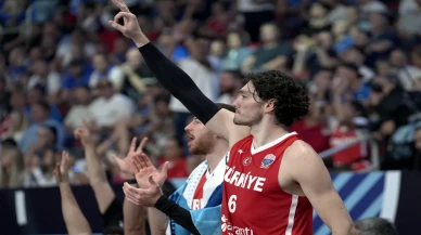 A Milli Basketbol Takımımız Avrupa Basketbol Şampiyonası’nda gruplarda 4’te 4 yaptı !