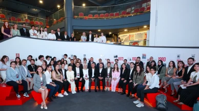 CHP Genel Başkanı Özgür Özel gençlerle buluşarak sorunları dinledi