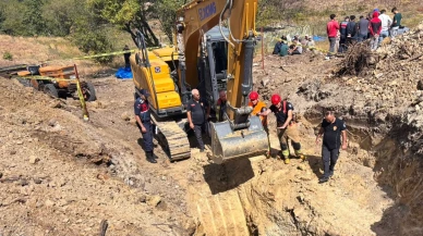 Manisa'da kuyu kazımında göçük: 2 kişi toprak altında kaldı