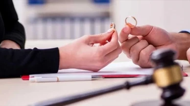 Bafra'da boşanma sürecindeki eşine çarpan sürücü yakalandı