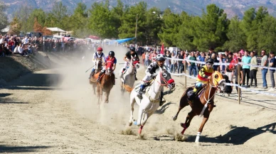 Pırlanta Pirinç Festivali’nde nefes kesen Rahvan At Yarışları