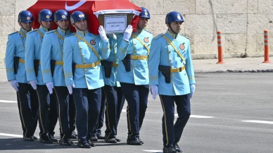 Meclis'te Agah Oktay Güner için anma töreni düzenlendi