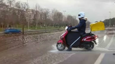 Çanakkale ve Denizli'de fırtına nedeniyle motosiklet ve motokuryelere geçici yasak