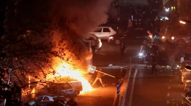 İran'daki protestolarda can kaybı 2 bine yükseldi: Ekonomik kriz ve siyasi istikrarsızlık