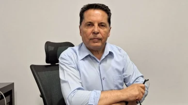 Esenyurt Belediye Başkanı Ahmet Özer'e "silahlı terör örgütüne üye olma" suçundan 6 yıl 3 ay hapis  cezası