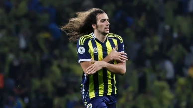 Fenerbahçe, Turkcell Süper Kupa finalinde Galatasaray'ı 2-0 yenerek tarihindeki 19. kupasını kazandı