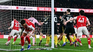 Manchester United, Arsenal'i 3-2 mağlup ederek dördüncülüğe tırmandı