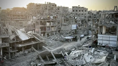 İsrail, ateşkese rağmen Gazze'yi bombalamaya devam ediyor