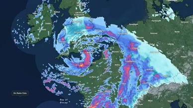 Goretti Fırtınası Fransa'yı vurdu: 380 bin ev elektriksiz kaldı