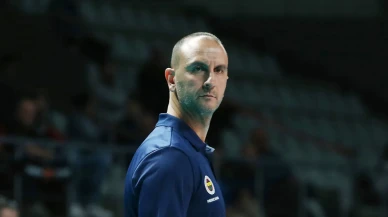 Fenerbahçe Voleybol Takımı çeyrek finale yükseldi! Atik ve Burutay'dan galibiyet değerlendirmesi