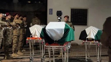 Cezire'de hayatını kaybeden Suriye askerleri için anlamlı cenaze töreni düzenlendi