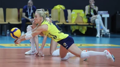VakıfBank, Fenerbahçe Medicana'yı 3-1 ile geçerek Sultanlar Ligi'nde önemli bir galibiyet aldı