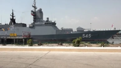 İran ve Rusya, Umman Denizi'nde ortak deniz tatbikatını başarıyla tamamladı