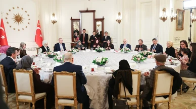 Numan Kurtulmuş, Erdoğan'ın ev sahipliğinde şehit aileleriyle iftar sofralarında buluştu
