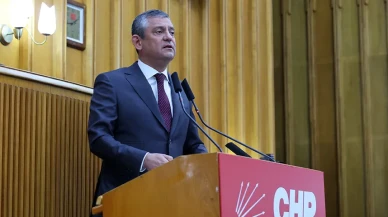 Özgür Özel'den kritik mesajlar: İran'a destek, ekonomi değerlendirmesi ve muhalefet belediyelerine yönelik operasyonlar eleştirisi!