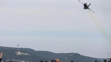 Çanakkale'de nefes kesen gösteri