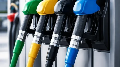 Akaryakıtta tarihi indirim: Motorin ve benzin fiyatları düştü mü?