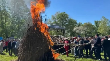 1400 yıllık Kakava ateşi bu yıl da yükseldi