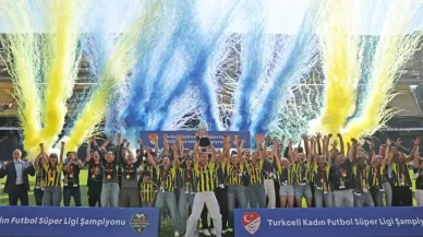 Fenerbahçe Şampiyonluk Kupasını Aldı