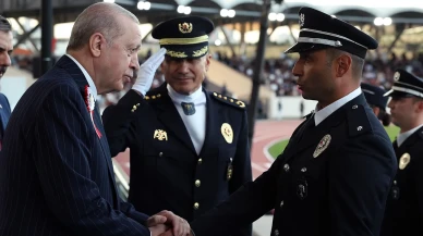 Cumhurbaşkanı Erdoğan'dan polis akademisi mezunlarına güçlü destek mesajı