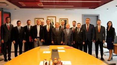 Galatasaray'da yeni dönem başladı: Dursun Özbek mazbatasını aldı