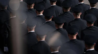 19 bin 96 emniyet mensubunun yeni görev yerleri belirlendi