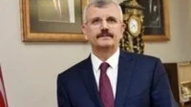 Prof. Dr. Cevdet Erdöl: "Denizli’de direksiyonun başına ölüm geçmiş"