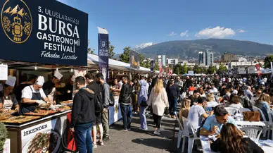 Festival kalabalığı turizm başarısı mı demek?
