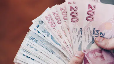 Milyonlarca emekliye müjdeli haber: Zam farkları yarın hesaplara geçiyor
