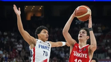 U17 Milliler, nefes kesen yarı finalde Sırbistan'la karşılaştı