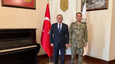 Kars’ta Tuğgeneral Türe’ye hizmetleri için teşekkür
