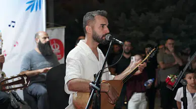 Keçiörenliler Aşık Veysel Parkı'nda gönüllerince eğlendi: Pamuk şekerli, türkülü akşam