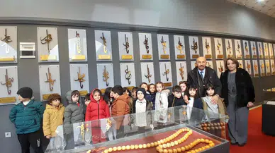 Kırıkkale'de manevi bir hazine: 283 eser ziyaretçileri asrı saadete götürüyor