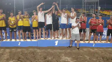Alanya'da Plaj Voleybolu Şampiyonası: TVF Spor Lisesi Dört Kategoride Zirveye Çıkıyor