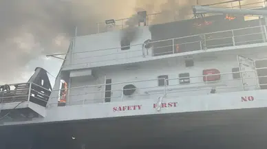 Karadeniz'de NADEZHDA gemisine dronla saldırı, 22 kişi tahliye edildi