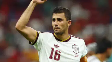 Barcelona, Rodri'yi 75 milyon euroya Manchester City'den transfer etti!