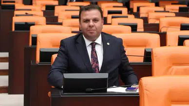 Ediz Ün yargı sürecinin ardından CHP'ye döndü, milletvekili sayısı 45'e çıktı