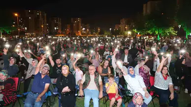 Melikgazi'de Sanat Rüzgarı: Parkta Duygusal Konser Etkinliği Düzenlendi