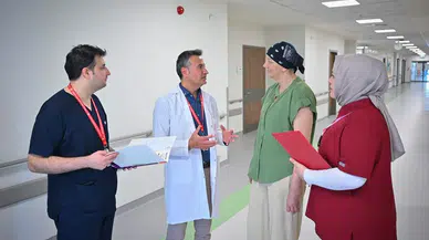 Meme kanseri tedavisinde Türk hekimlerden devrim niteliğinde teknik