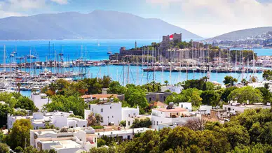 Bodrum'a Yılın İlk Yarısında 350 Bin Yabancı Turist Geldi, Otel Doluluk Oranı Yüzde 90'a Ulaştı