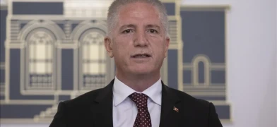 İstanbul Valisi Davut Gül’den dolandırıcılık uyarısı