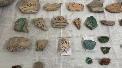 Türk ve Moğol bilim insanları, Çaldıran'da Hülagü Han'a ait yazlık saray kalıntılarını keşfetti