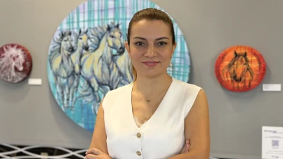 Ressam Reyhan Uludağ’ın “Yaşamın Çizgileri” sergisi açıldı