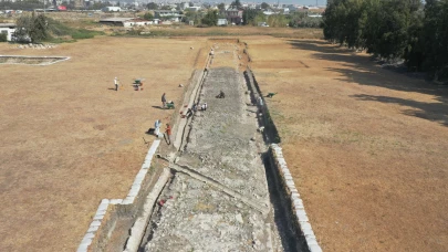 Antakya Hipodromu'ndaki kazı çalışmaları: Tarihin izleri gün yüzüne çıkıyor