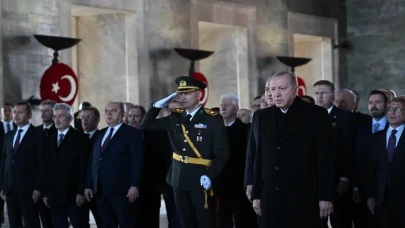 Cumhurbaşkanı Erdoğan Cumhuriyet Bayramı’nda Anıtkabir’i ziyaret etti