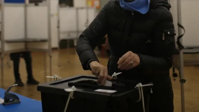 İrlanda Cumhurbaşkanlığı eçimi başladı