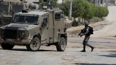 İsrail ordusu, Suriye’nin Kuneytra kırsalında ilerleyişini sürdürüyor